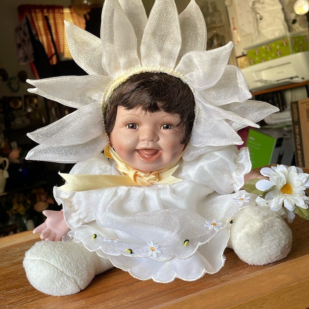 Cuddle Kids Geppeddo Doll.